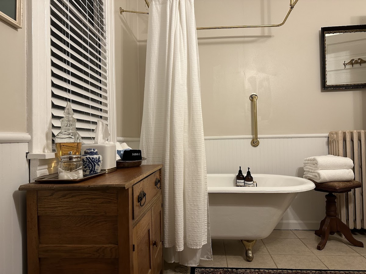 The Historic Morris Harvey House Inn photo 3