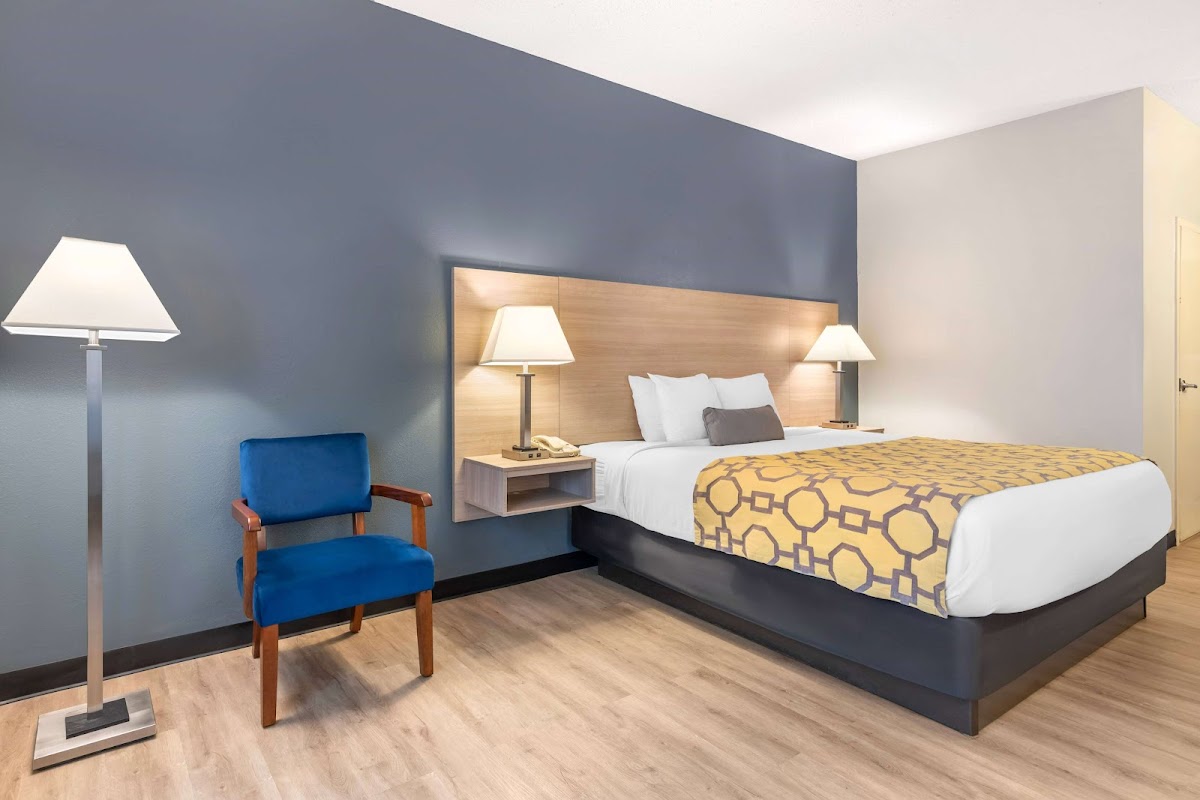 Baymont by Wyndham Kennesaw photo 2
