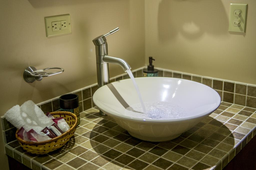 Bugambilias Suites Hotel photo 3
