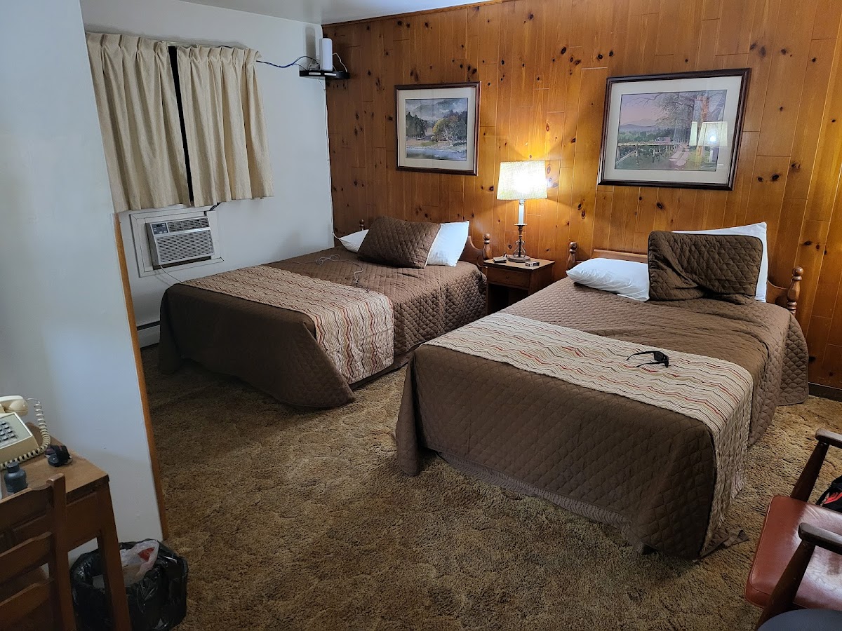 Amaris Inn photo 2