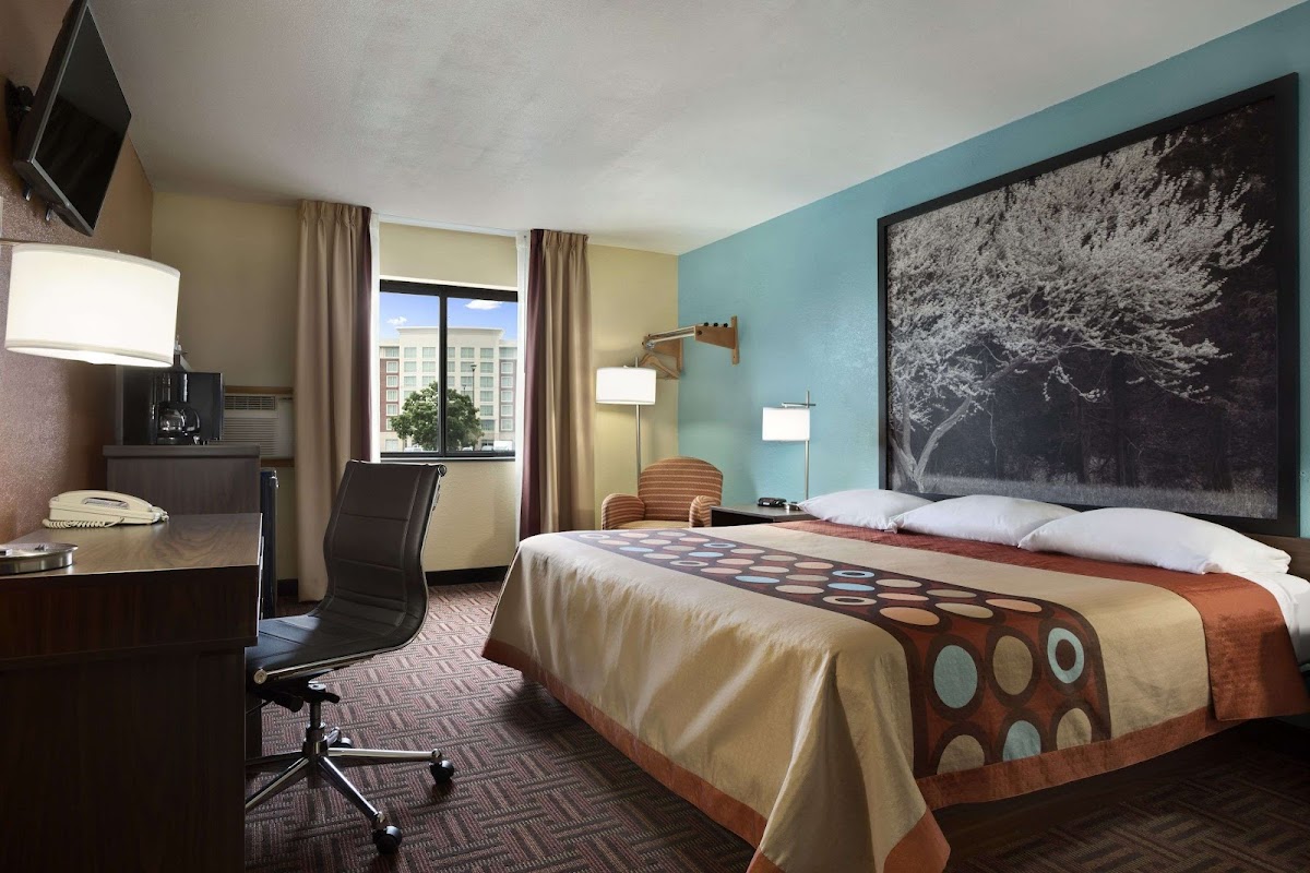 Super 8 by Wyndham Mt. Vernon IL photo 2