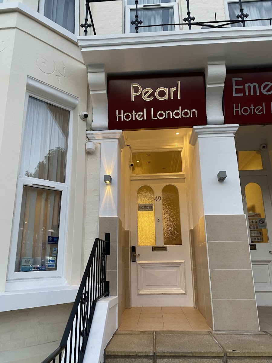 Pearl Hotel London