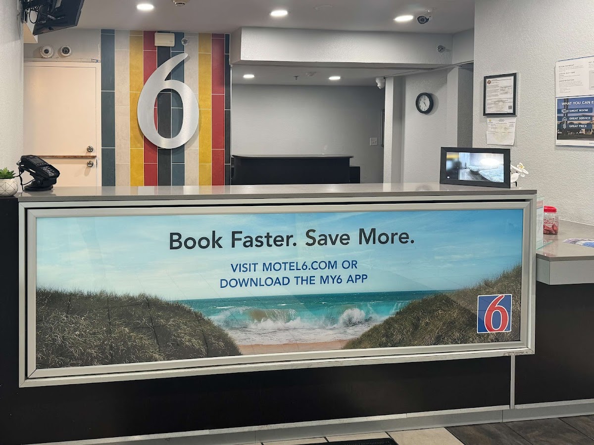 Motel 6 Bradenton, FL photo 3