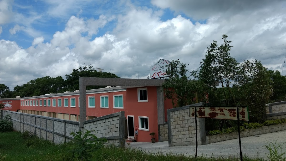 La Cúspide
