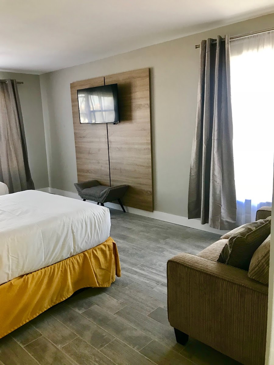 Riverside by the Beach Apartments photo 3
