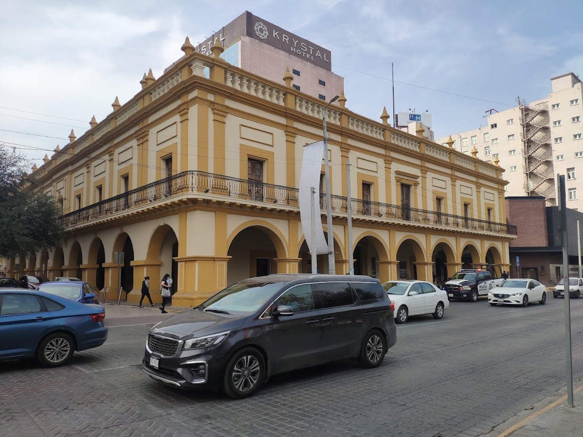 Hotel Crystal