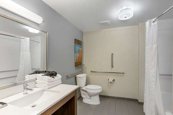 MainStay Suites North - Central York photo 2
