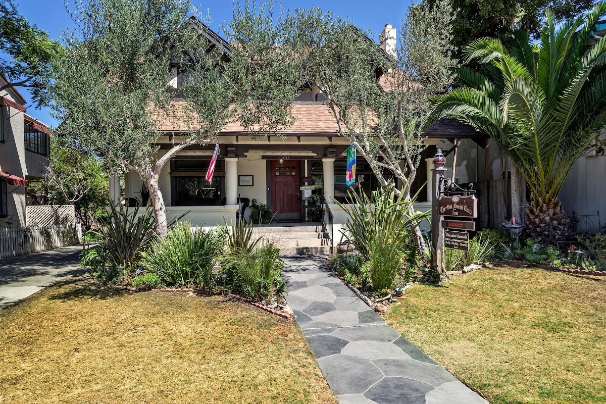 Old Yacht Club Inn Vacation Rentals