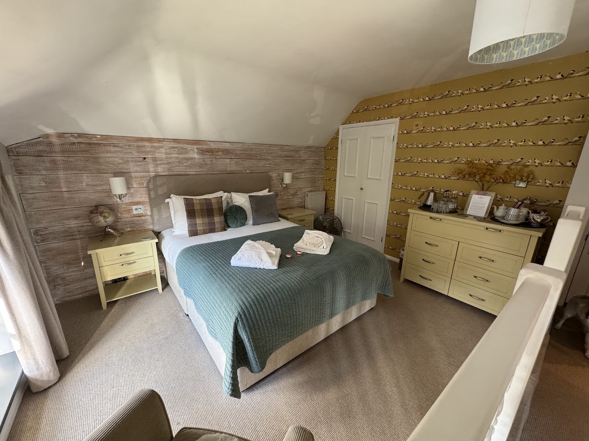 The New Flying Horse Inn photo 2