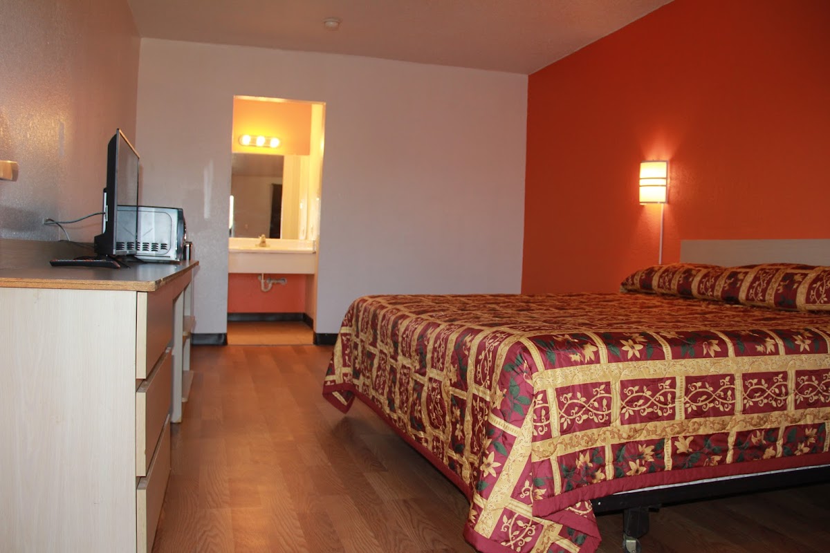 Sherman Inn photo 2