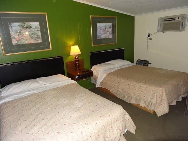 Sparta Motel photo 2