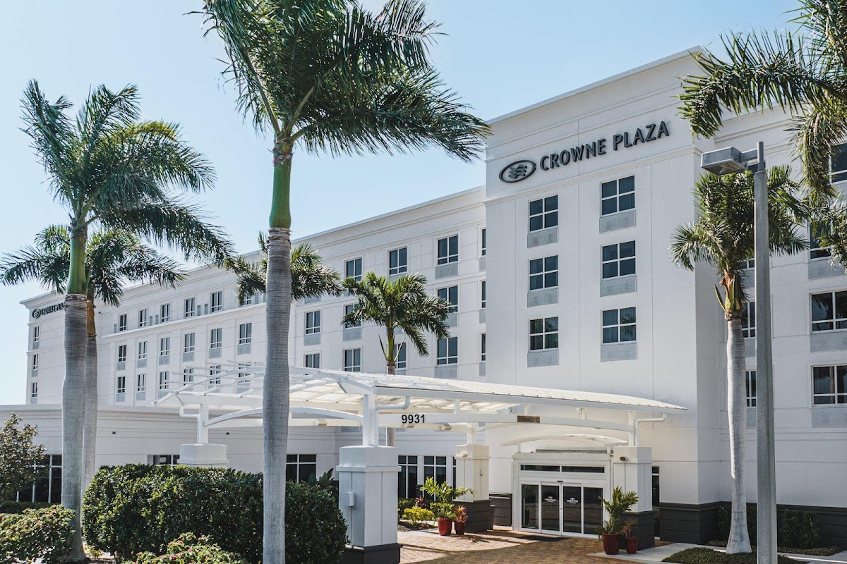 Crowne Plaza Ft. Myers Gulf Coast by IHG