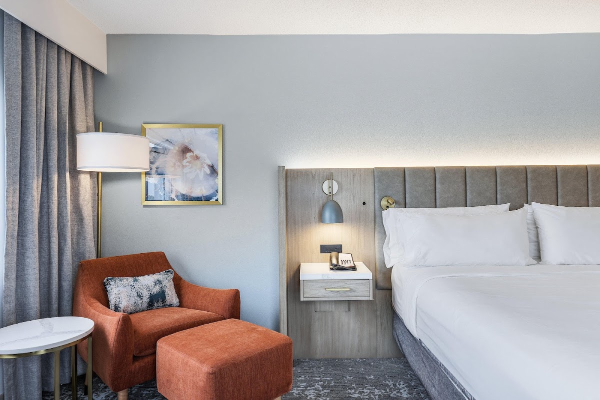Crowne Plaza Ft. Myers Gulf Coast by IHG photo 2