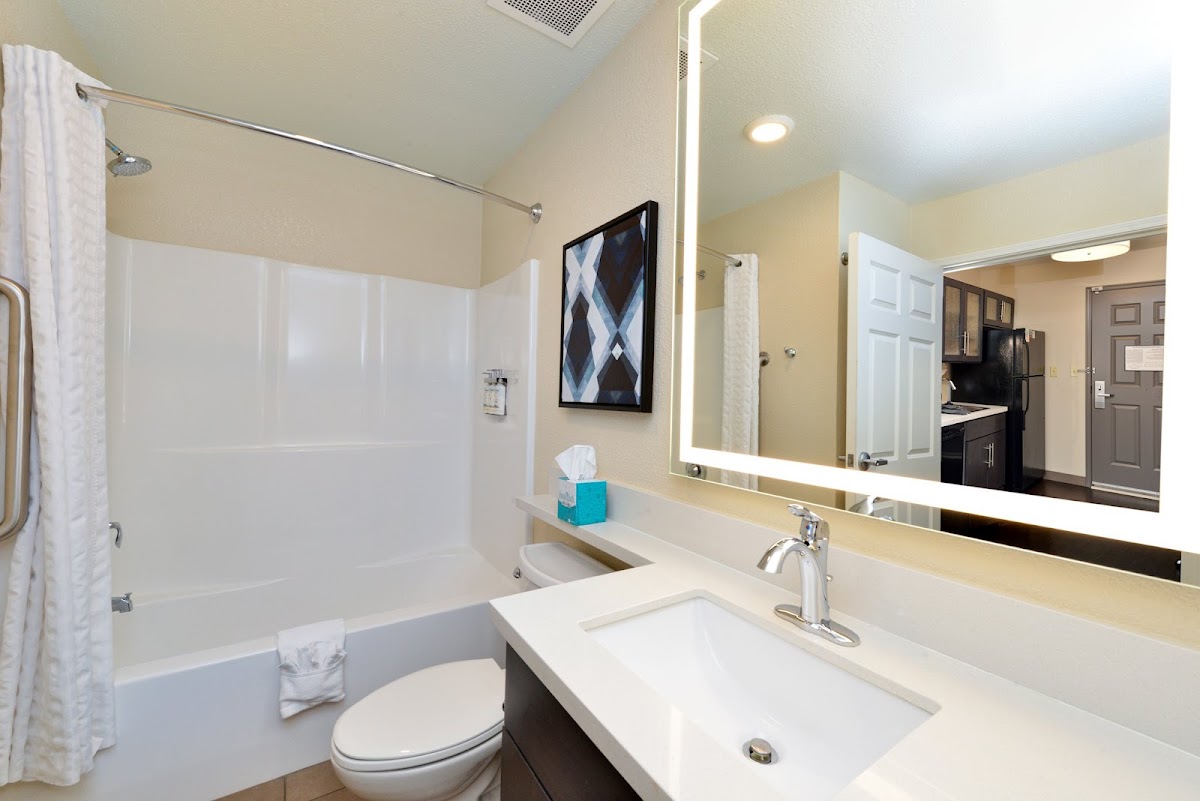 Candlewood Suites St. Joseph by IHG photo 3