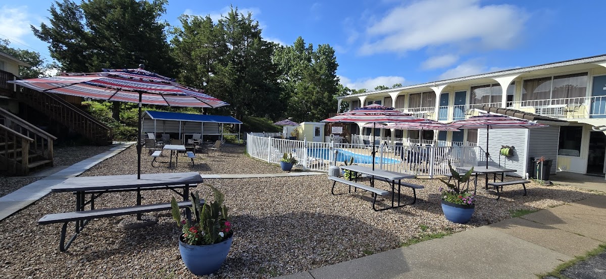 Deepwater Inn Motel