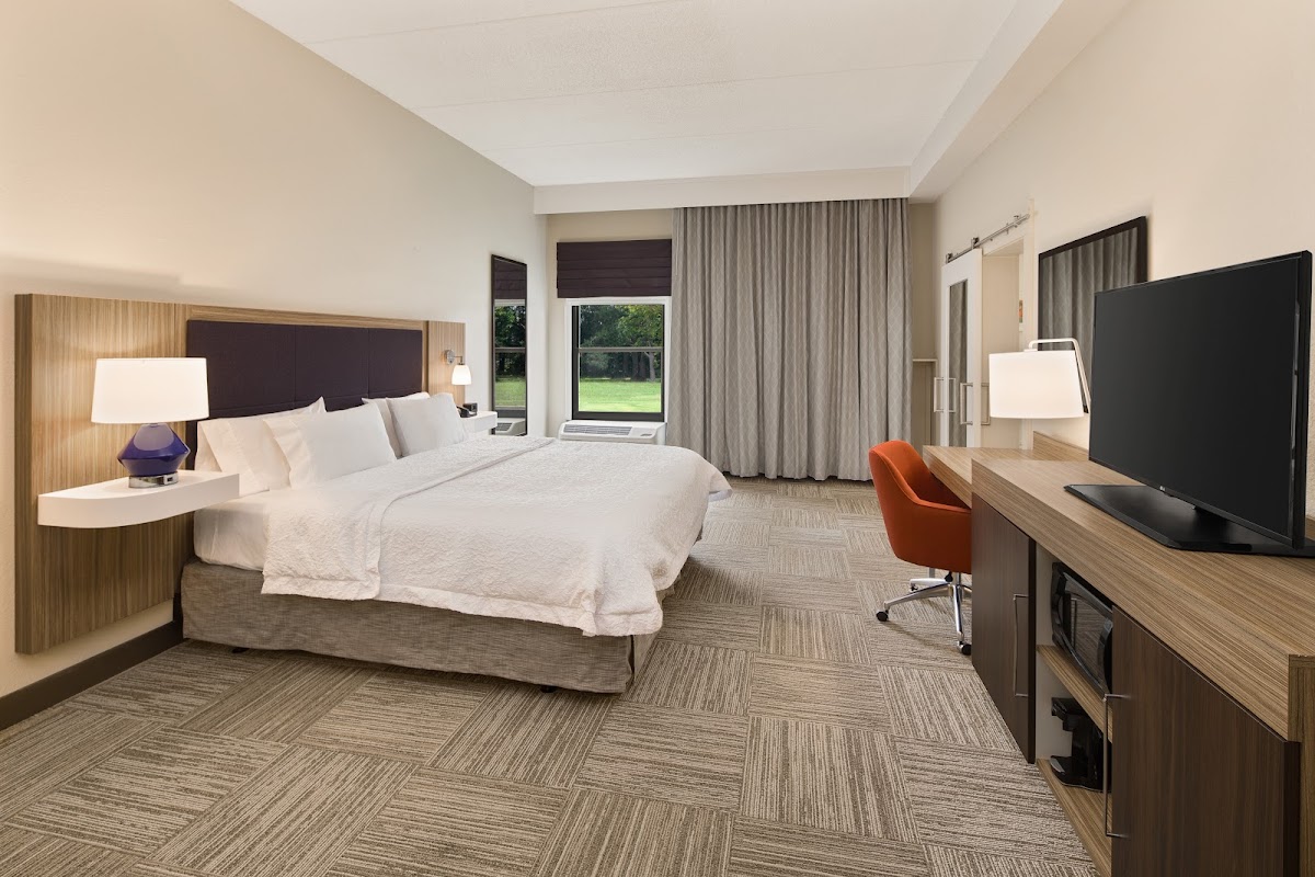 Hampton Inn Lagrange near Callaway Gardens photo 2