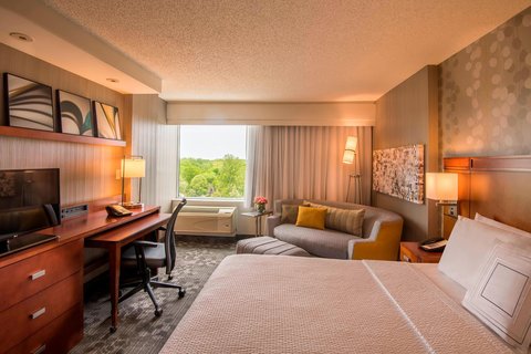 Courtyard by Marriott Bethesda Chevy Chase