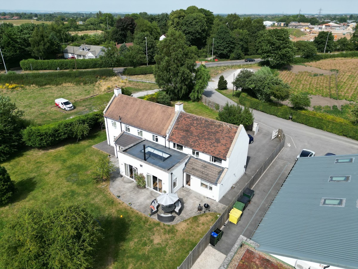 The Farm House & Apartment