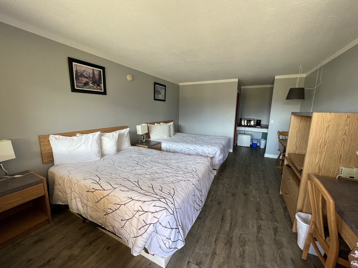 Alcan Motor Inn