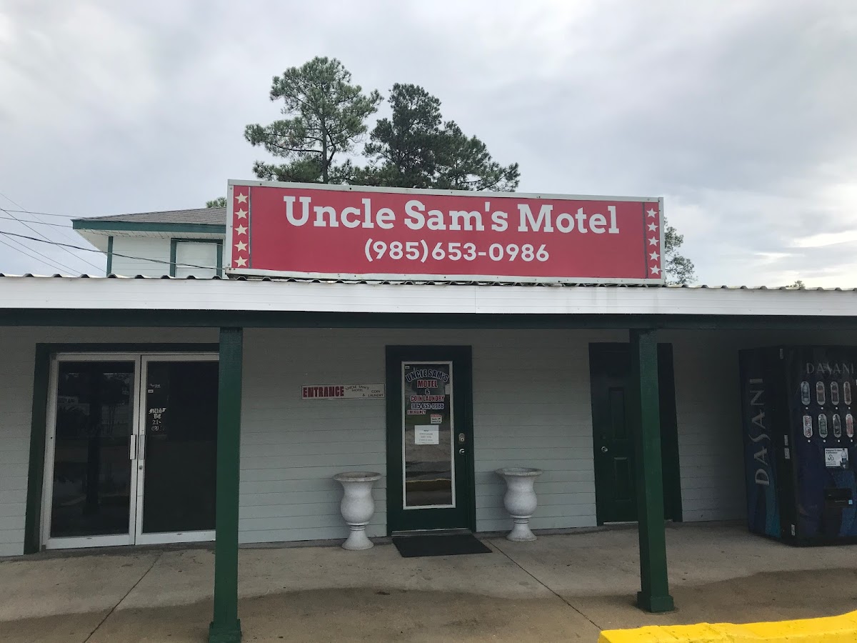 Uncle Sam's Motel