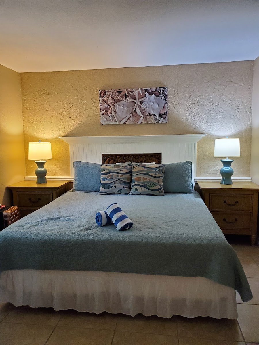 Sunrise Garden Resort on Anna Maria Island by Vacasa photo 2