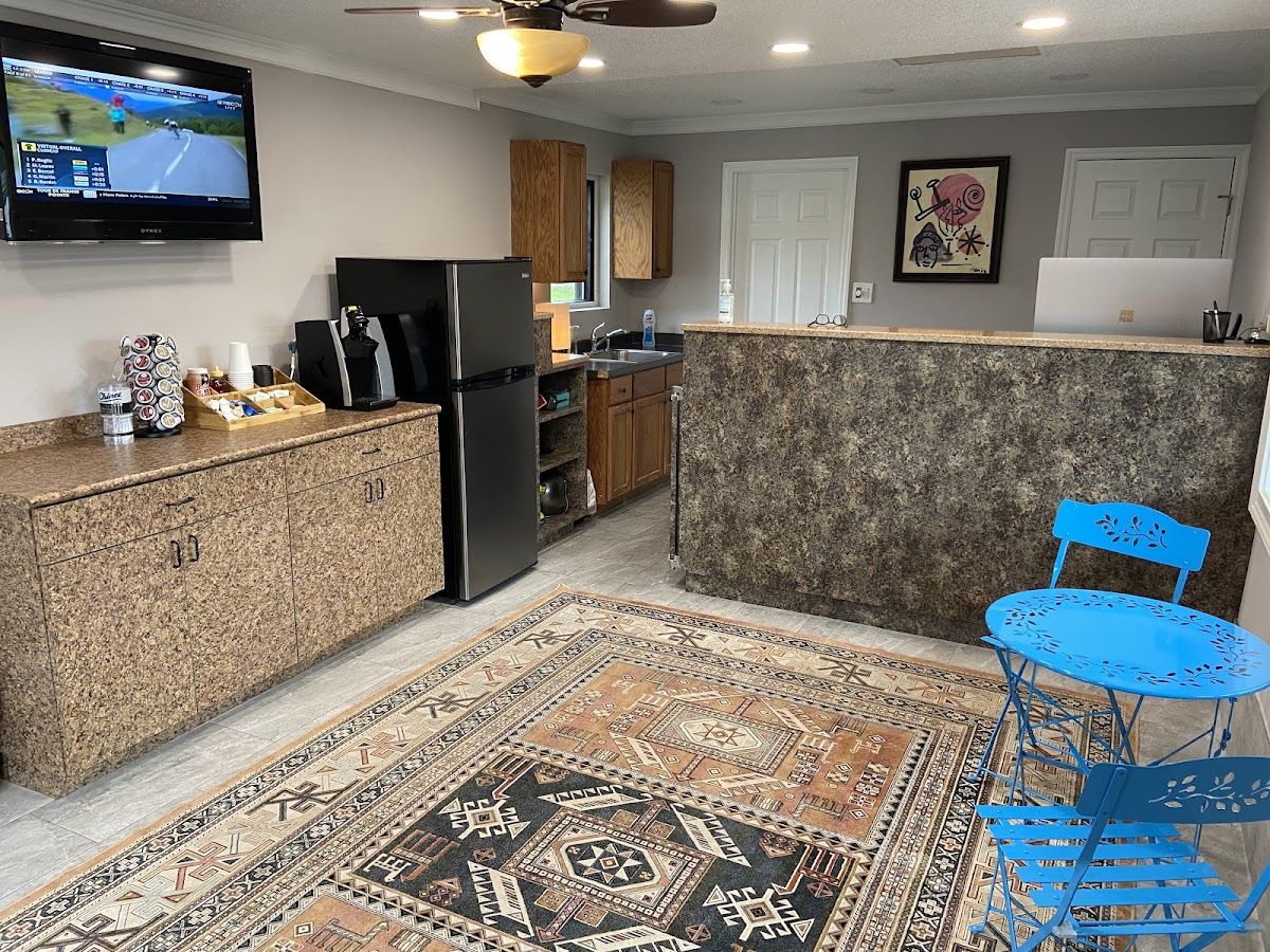 Savannah Inn and Suites Extended Stay photo 2
