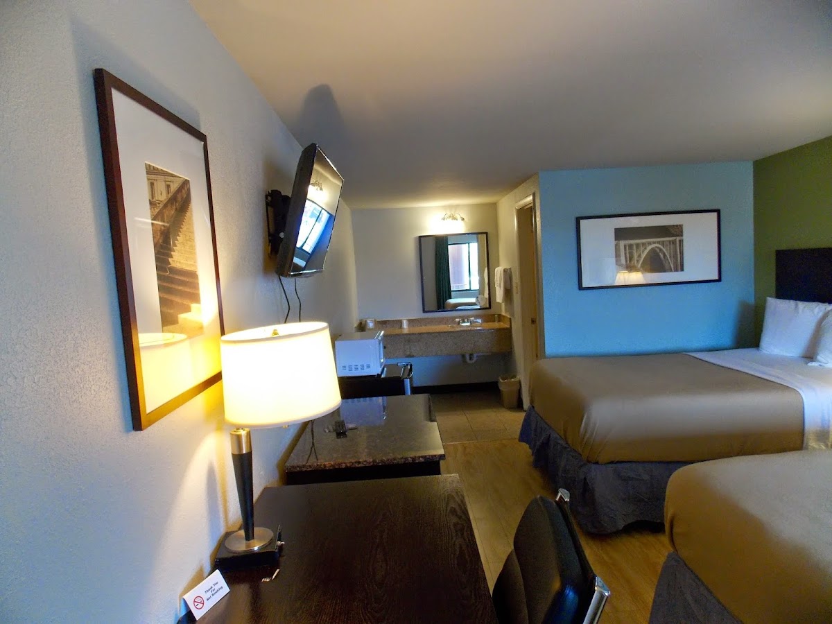 Augusta Best Inn photo 2