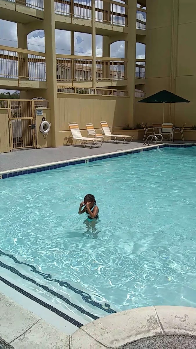 La Quinta Inn by Wyndham Albuquerque Airport photo 2