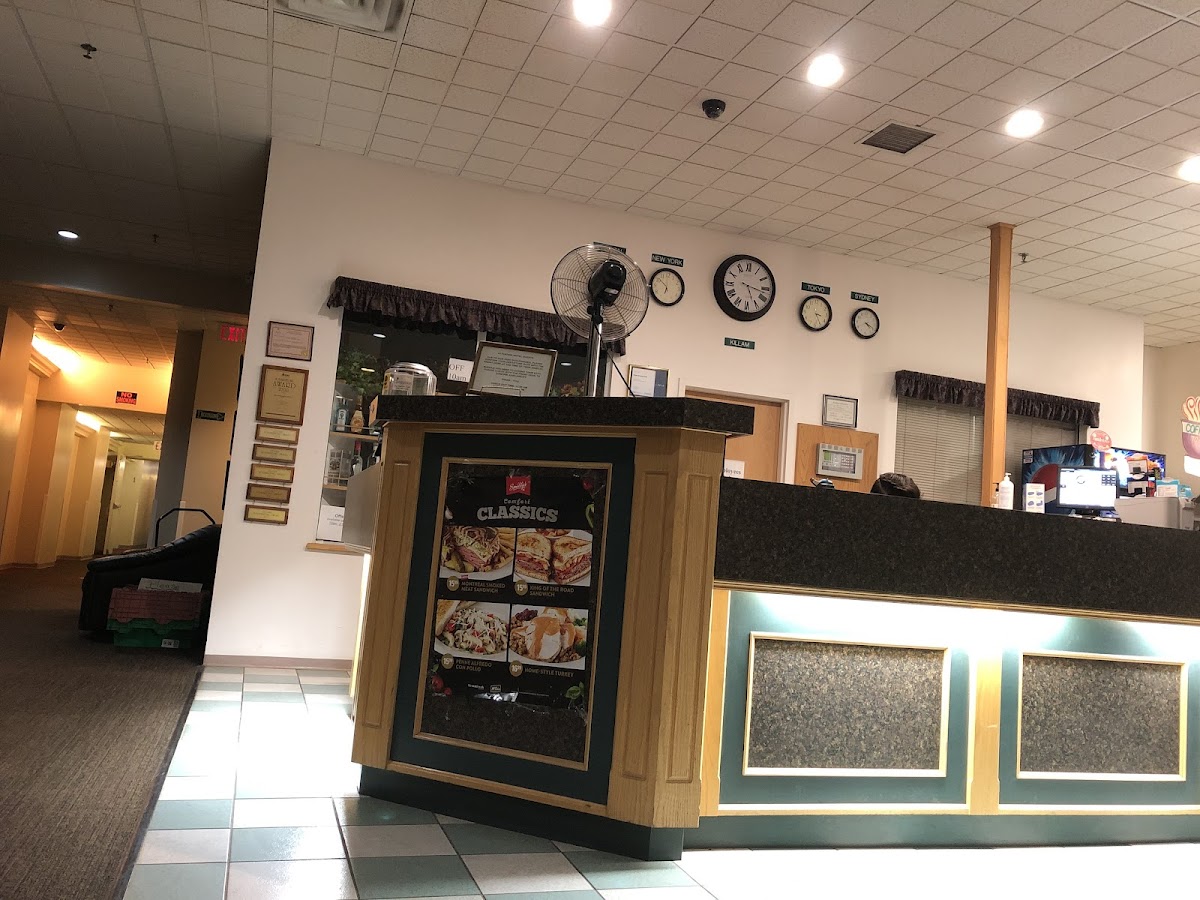 Killam Krossing Hotel photo 3