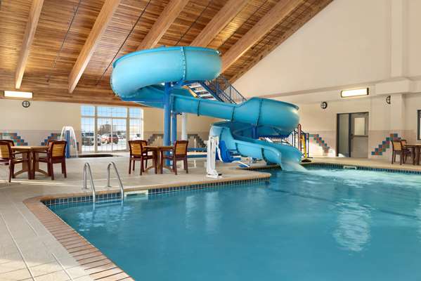 Country Inn & Suites by Radisson, Duluth North near Airport photo 3
