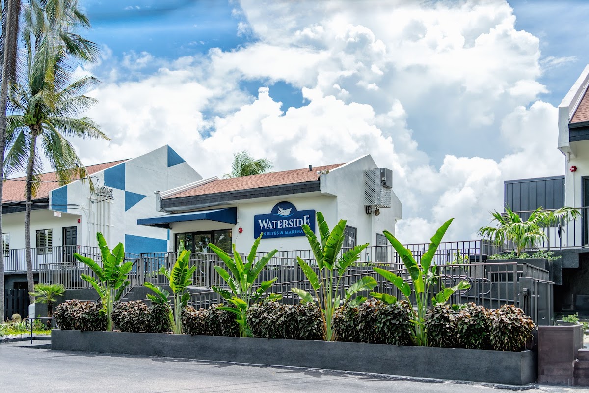 Waterside Suites and Marina