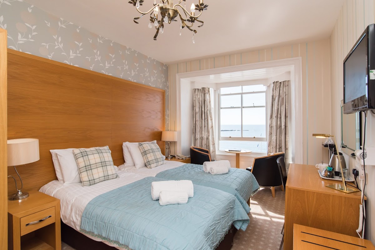 Gwesty'r Marine Hotel & Spa photo 3