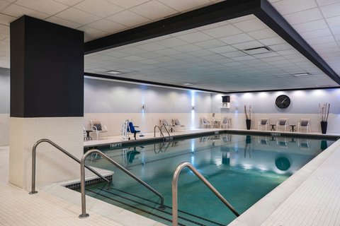 Renaissance Chicago O'Hare Suites Hotel photo 3