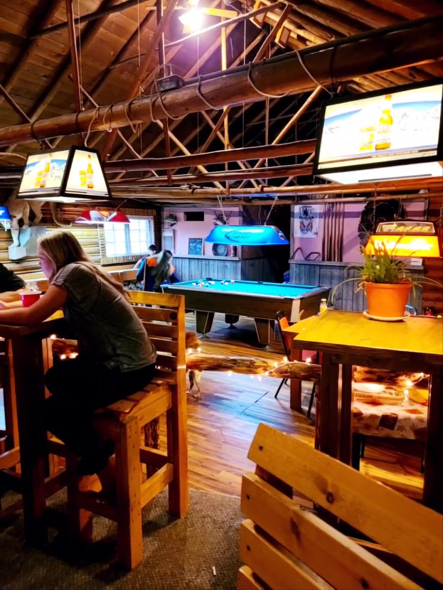 Ten Mile Inn
