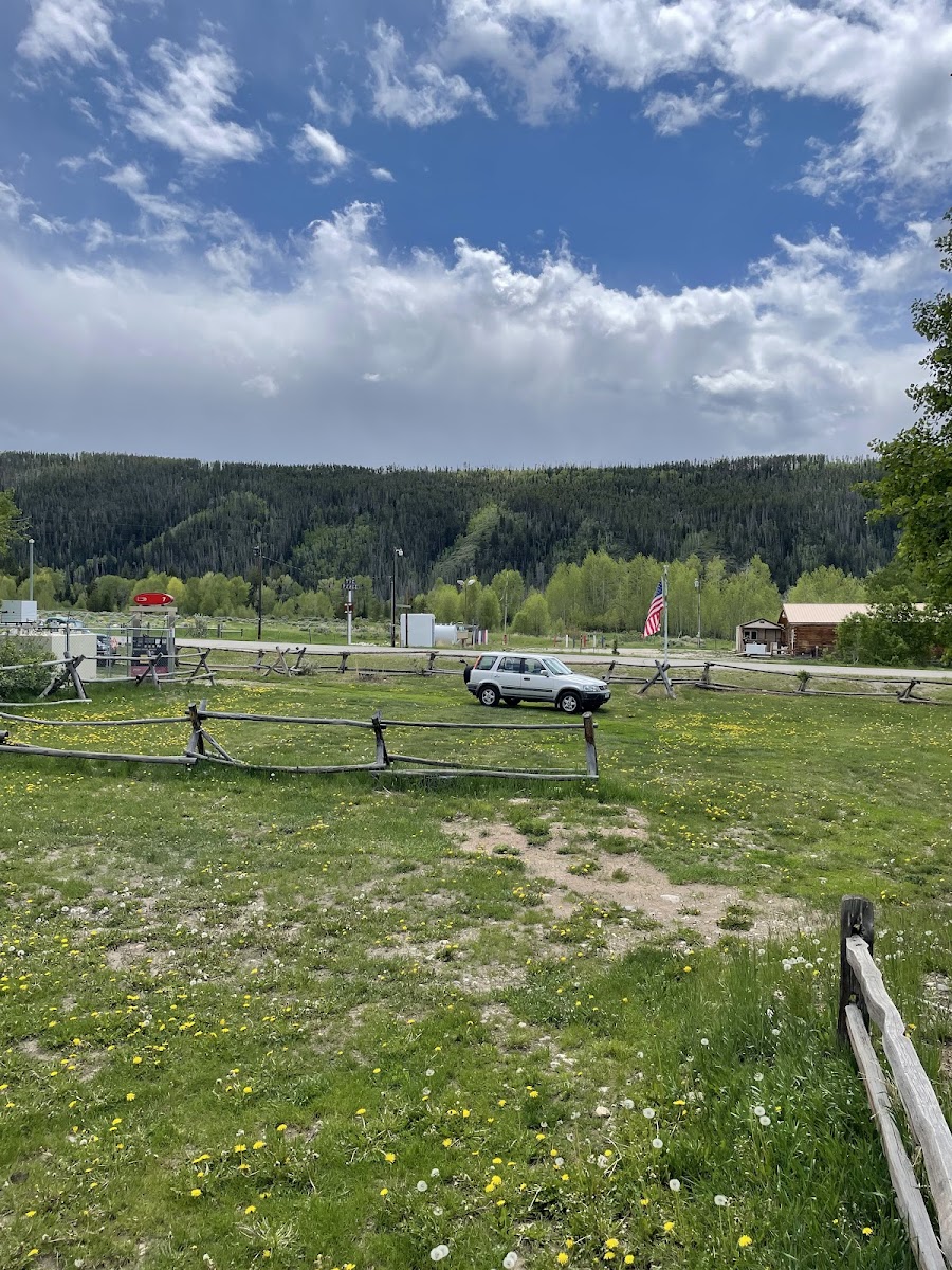 Ten Mile Inn photo 3