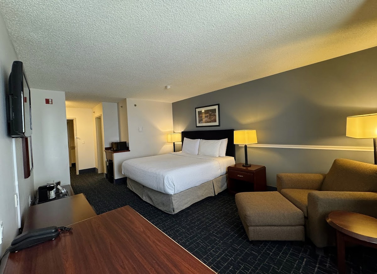 Divya Sutra Plaza and Conference Centre Calgary Airport photo 3