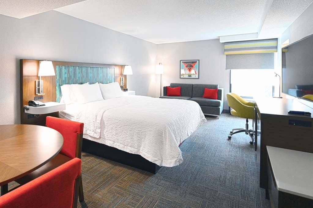 Hampton Inn Richmond West Innsbrook photo 2