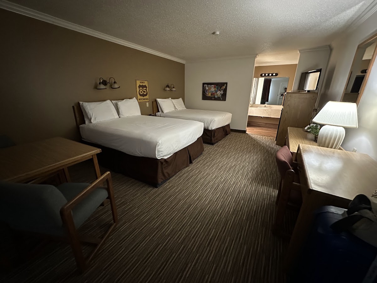 Covered Wagon Motel photo 2