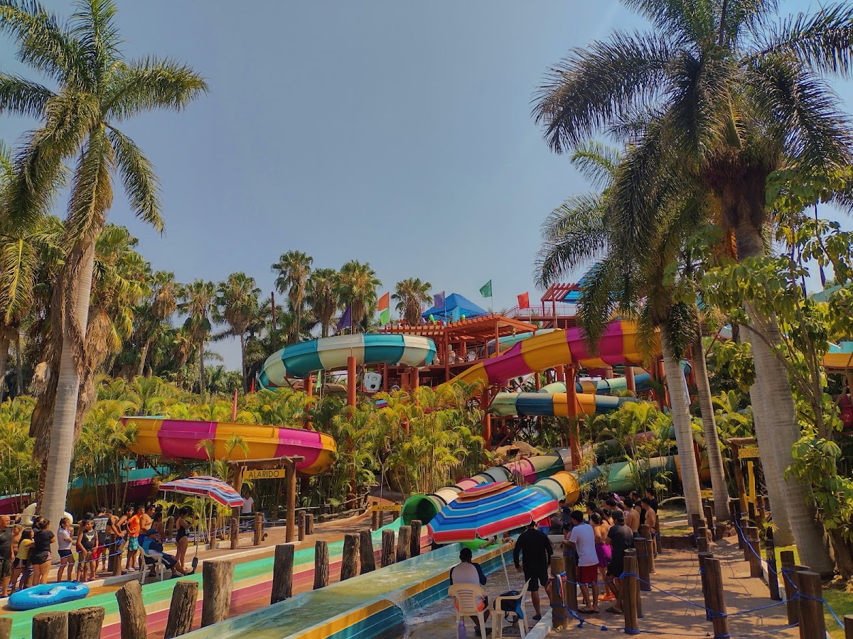 Parque Acuático—La Caldera