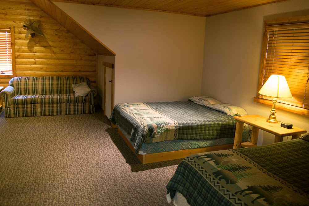 Boomers Outback Lodge/Cabins photo 2