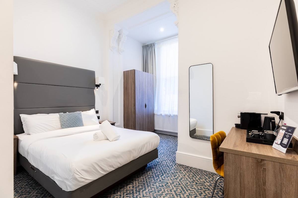 The Chapter Hotels - The J Hyde Park