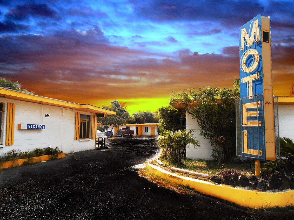 Tradewinds Motel