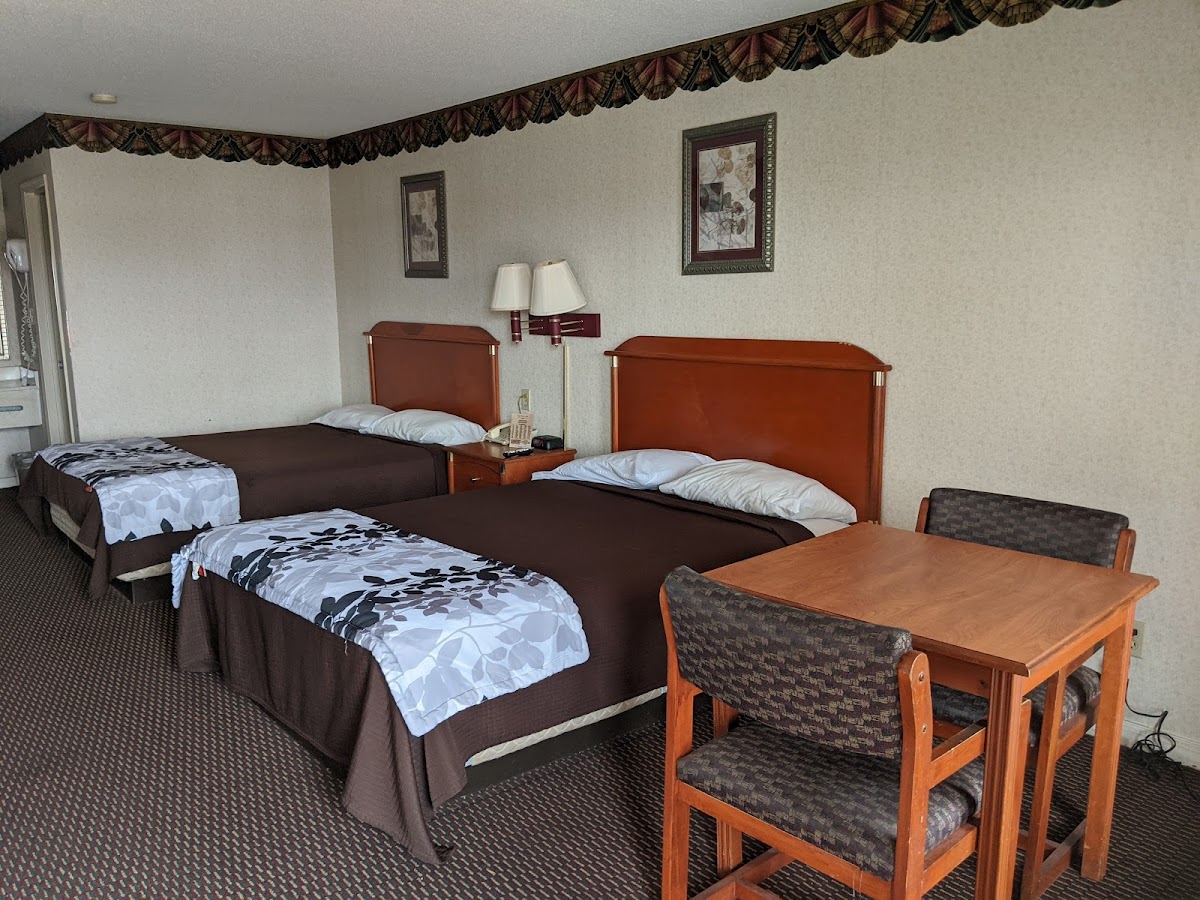 Key West Inn - Montgomery South photo 2