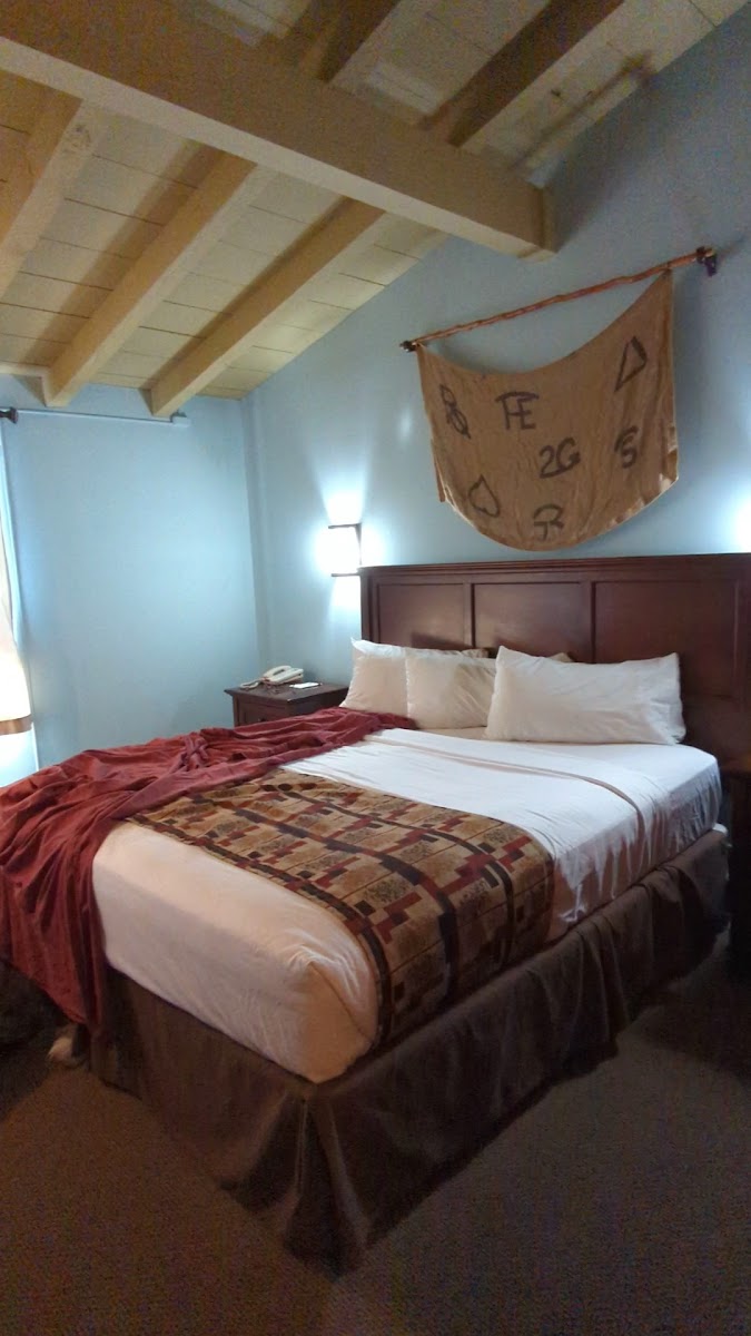 Dude Rancher Lodge