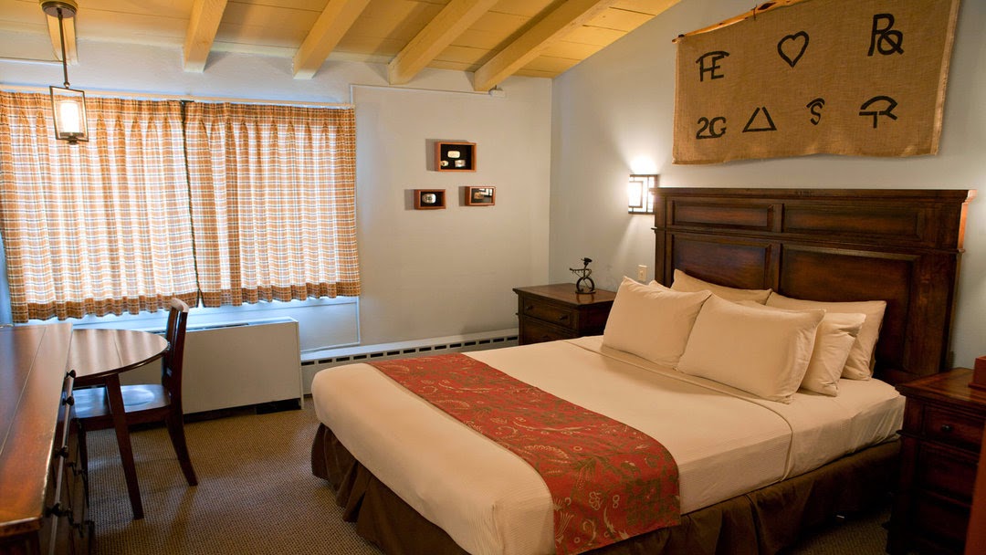 Dude Rancher Lodge photo 2