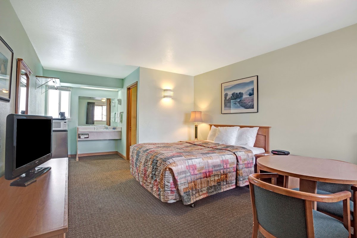 Travelodge by Wyndham Seattle North of Downtown photo 2