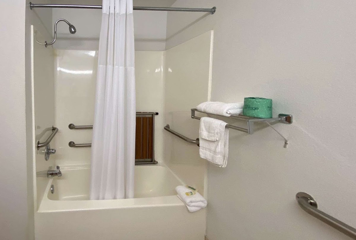 Motel 6 McAlester, OK - South photo 3
