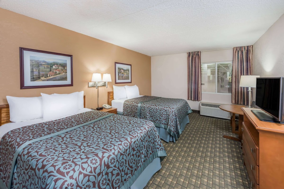 Days Inn by Wyndham Kirksville photo 2
