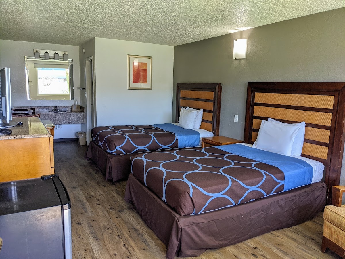 Garden Inn & Suites Pensacola photo 2