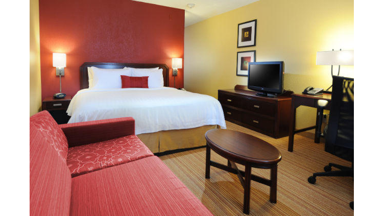 Courtyard by Marriott Houston Hobby Airport